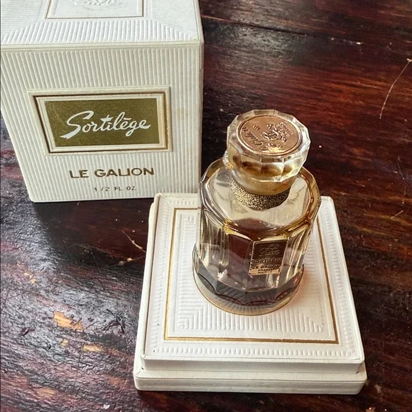 Vintage perfumes 1930s-1950s lot of 5 bottles